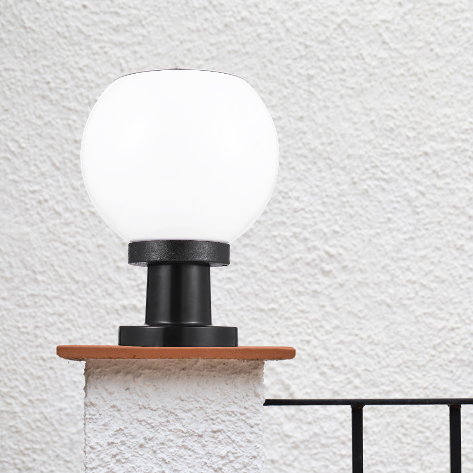 1 Solar Powered Round LED Wall - Outdoor Powerwall recension och pris